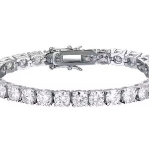 Elegant Silver Tennis Bracelet Moissanite